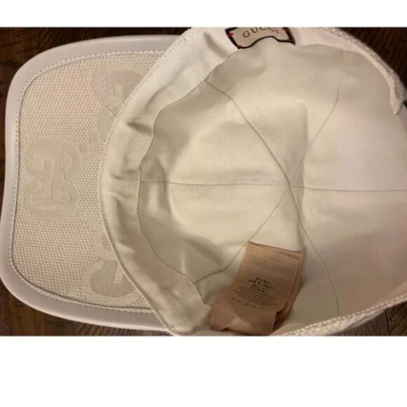 Authentic Gucci Monogram Cream Cap - Picture 4 of 4